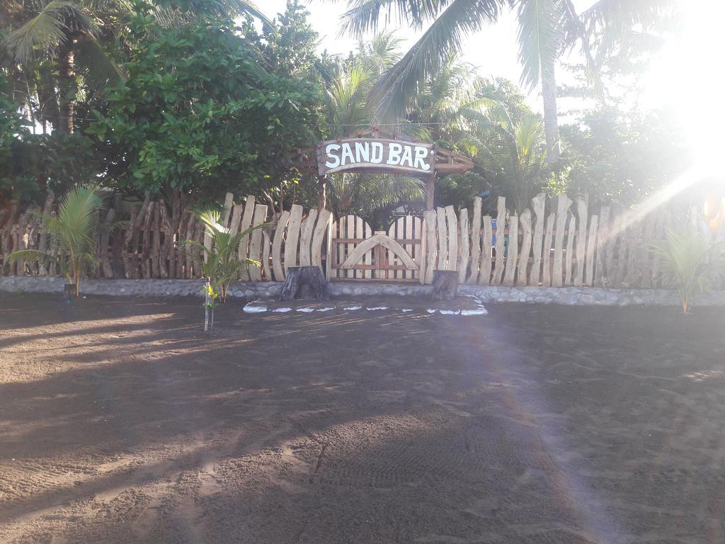 Sand Bar Beach Resort Nasugbu Exterior photo
