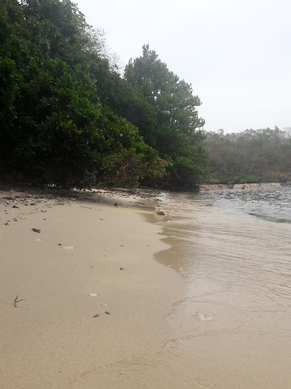 Sand Bar Beach Resort Nasugbu Exterior photo